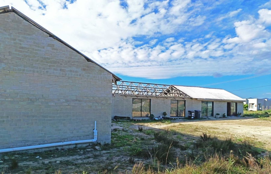 5 Bedroom Property for Sale in Fisherhaven Western Cape